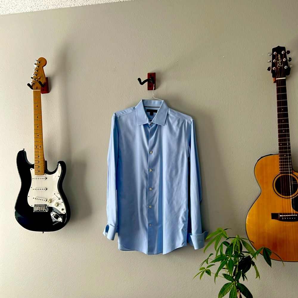 Beautiful blue Banana Republic slim fit dress shirt